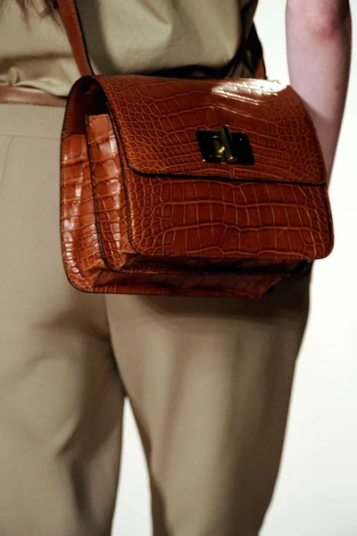 Look 32